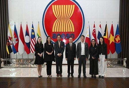 ASEAN Chief Engages AUN Delegation to Boost Higher Education